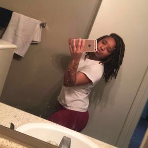 Meet your Posher, Sade